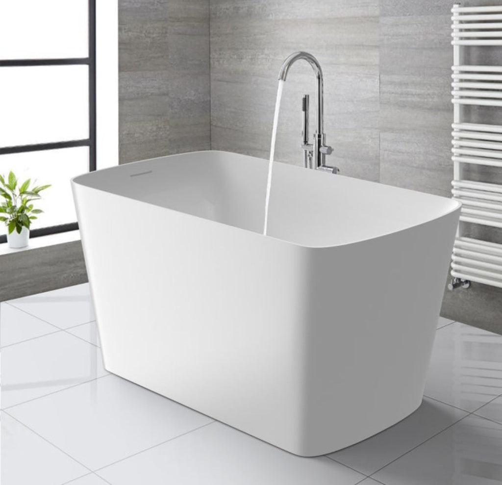 47" x 27" Freestanding Soaking Acrylic Bath for Small Space New In Box White Soaking Tub Quality