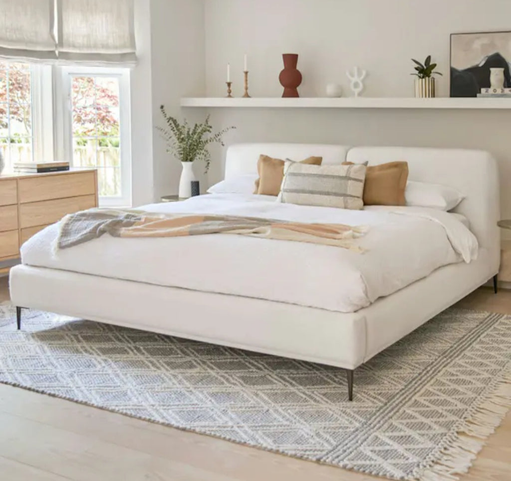 King Size Upholstered Platform Low Profile Deluxe Bed Frame New In Box Quartz White Designer Quality