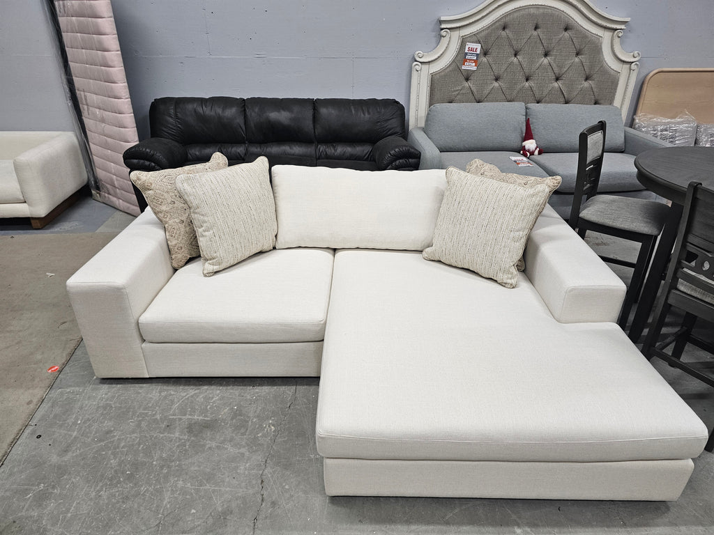 98" Quartz White Sofa Couch Sectional With Chaise New Plush Comfortable Designer Modern
