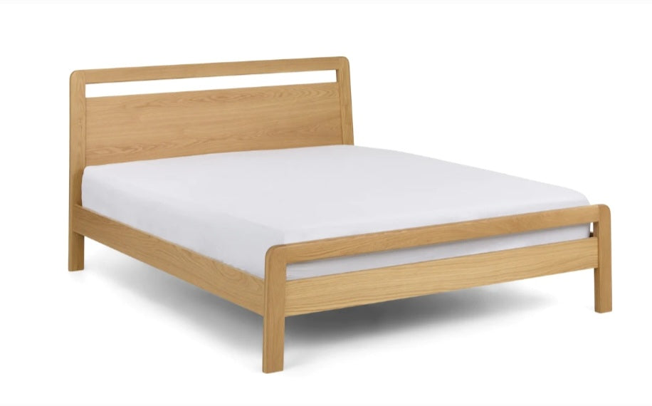 Low Profile Platform Bed Queen Size Wood Construction Oak Finish Brand New Mid Century Modern Designer Quality